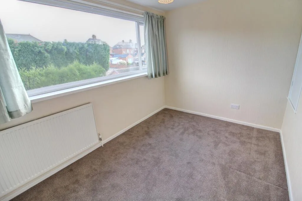 2 bedroom semi-detached house for rent