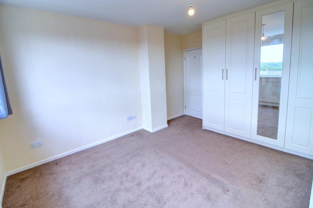 2 bedroom semi-detached house for rent