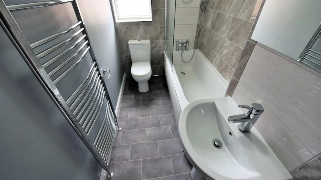 2 bedroom house for rent