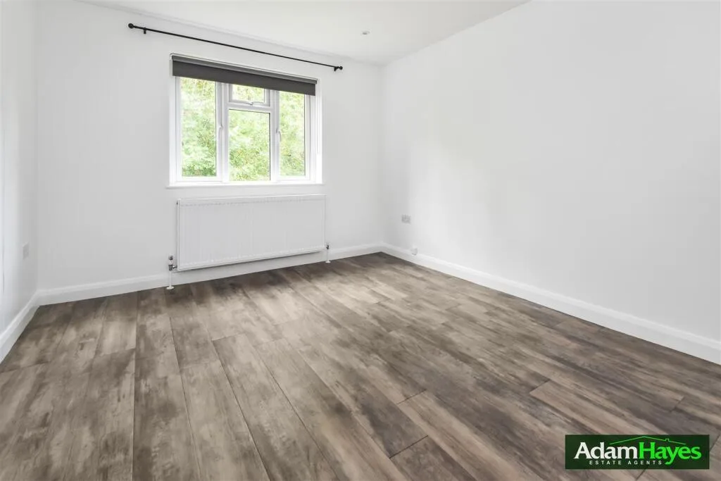 2 bedroom maisonette for rent