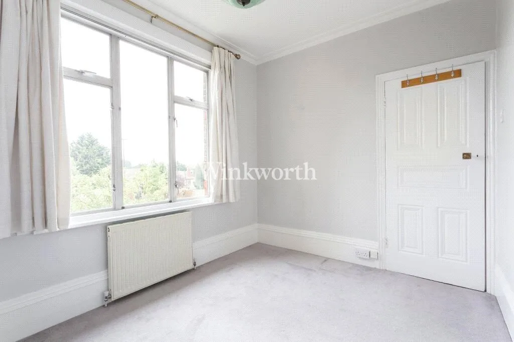 3 bedroom end of terrace house for rent