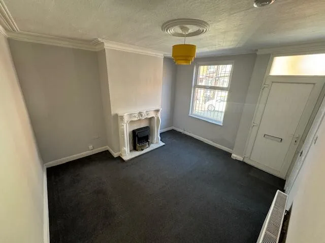 2 bedroom terraced house for rent