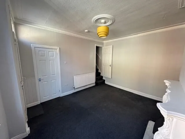 2 bedroom terraced house for rent