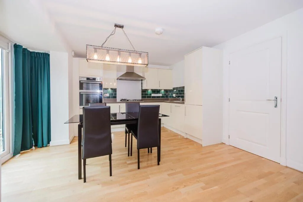 4 bedroom detached house for rent