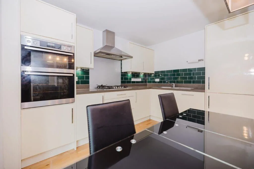4 bedroom detached house for rent