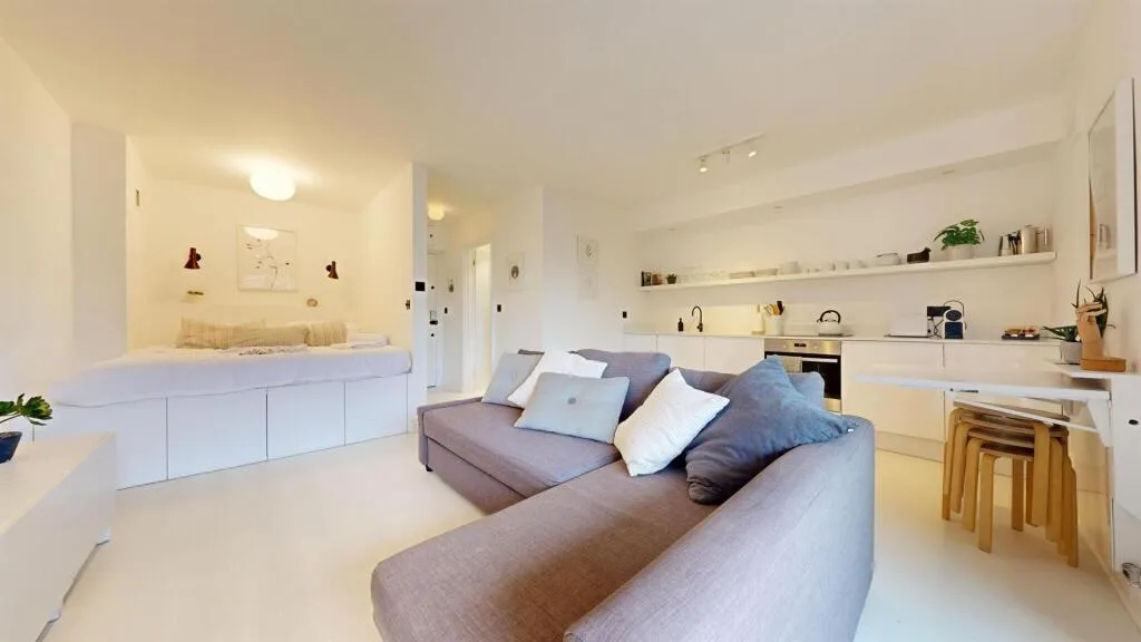 Studio flat for rent