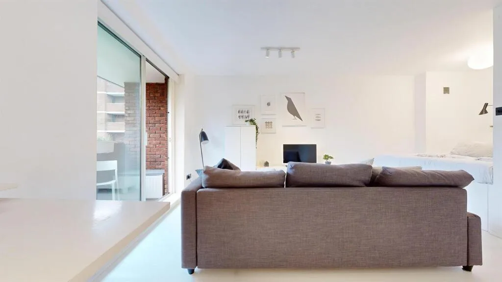 Studio flat for rent