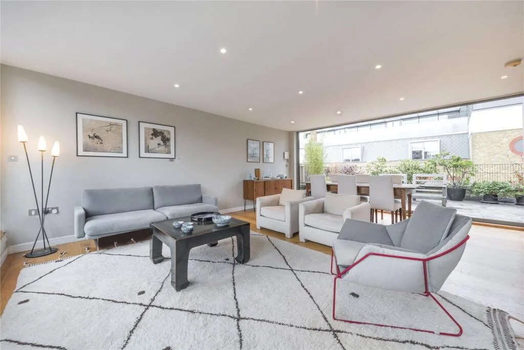 2 bedroom flat for rent
