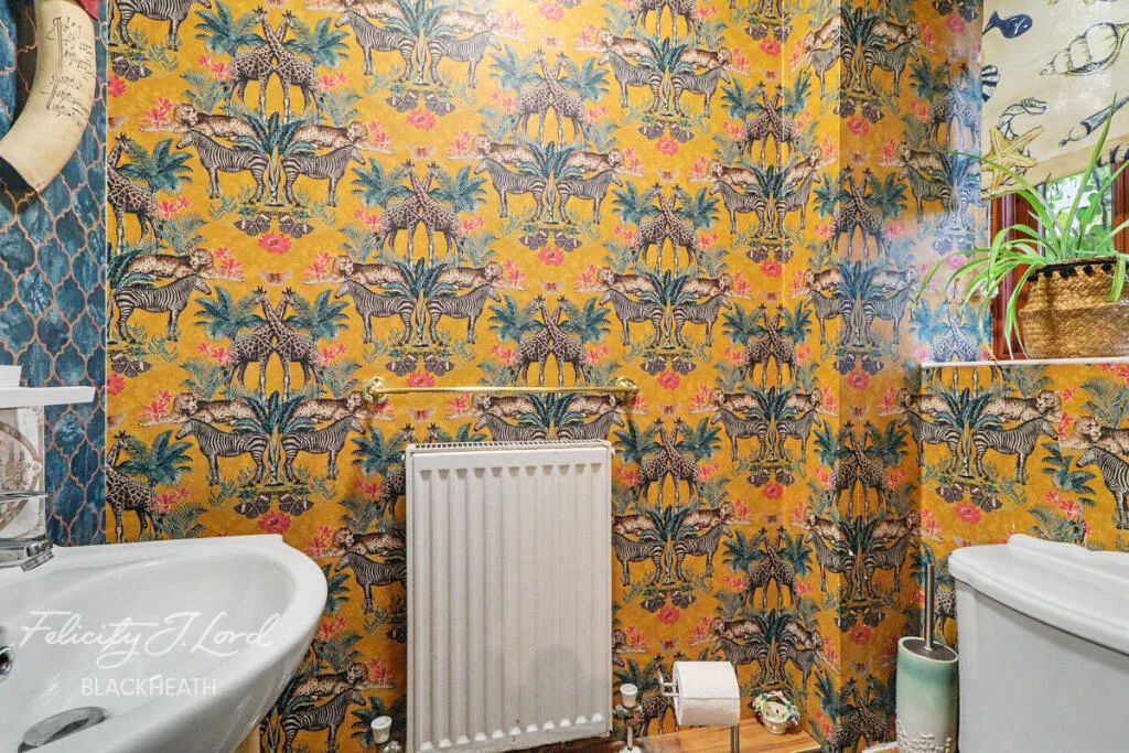 3 bedroom end of terrace house for rent