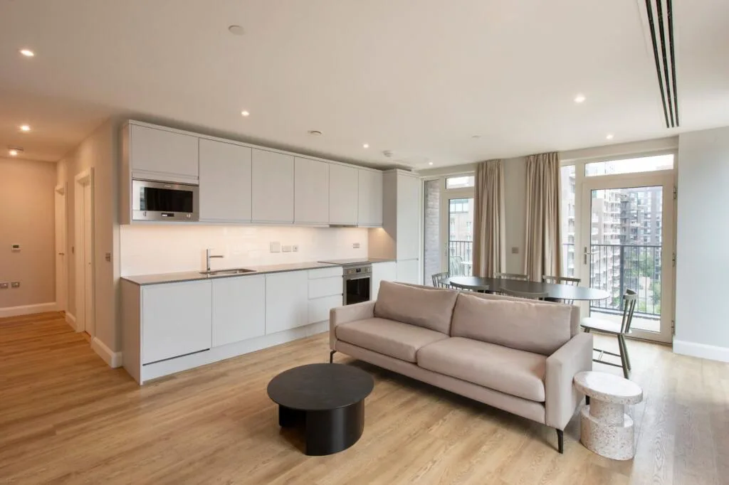 3 bedroom flat for rent