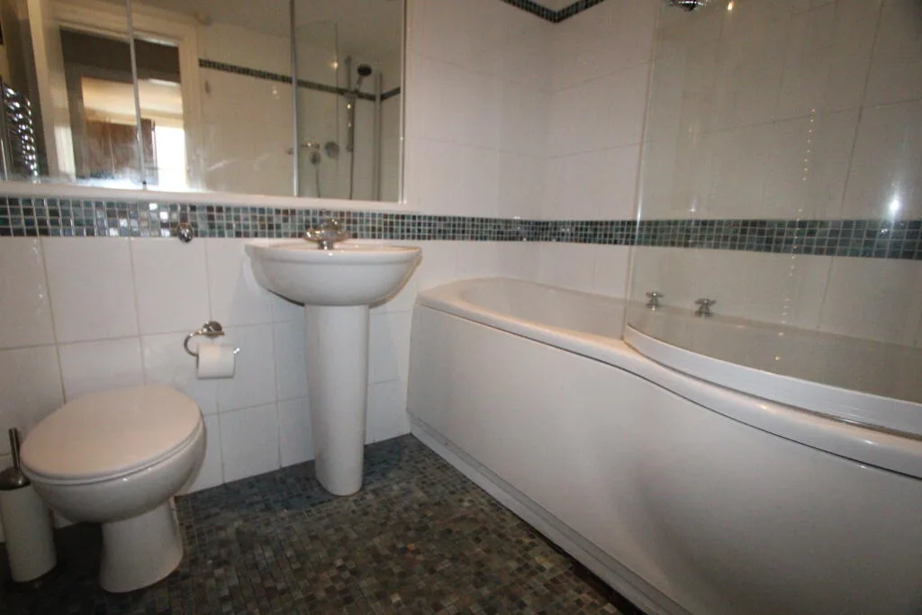 3 bedroom apartment for rent