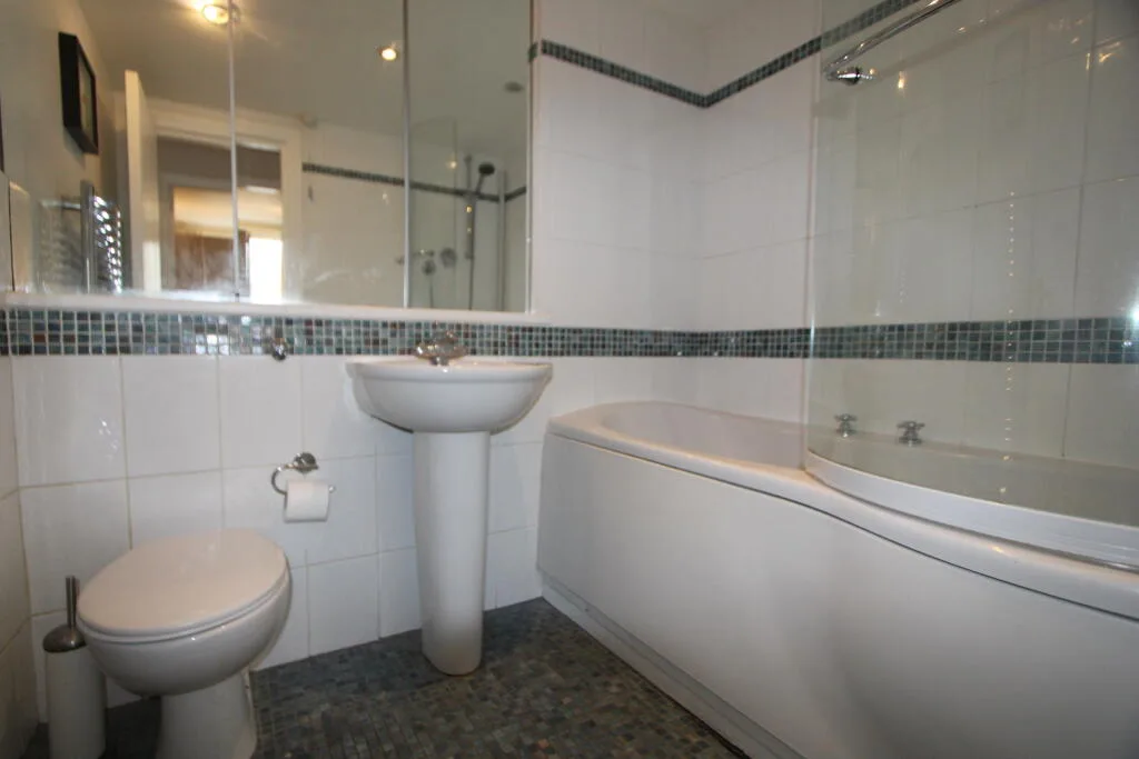 3 bedroom apartment for rent