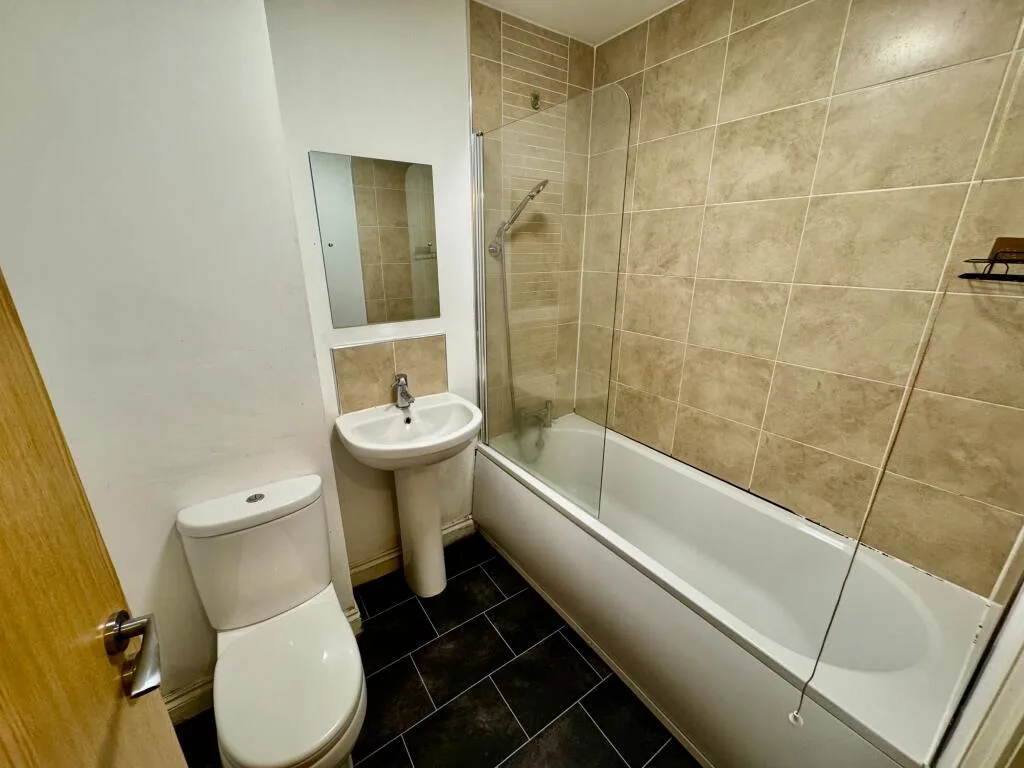 2 bedroom flat for rent