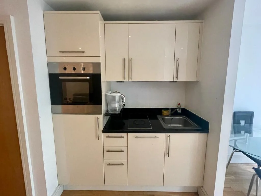 Studio flat for rent