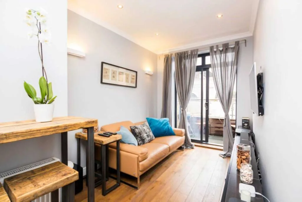 2 bedroom flat for rent