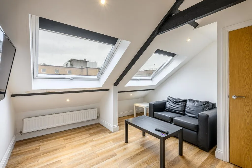 Studio flat for rent
