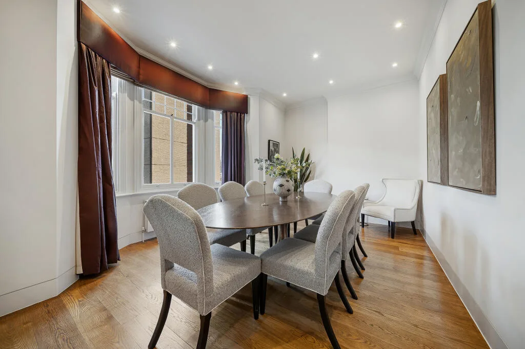 5 bedroom house for rent