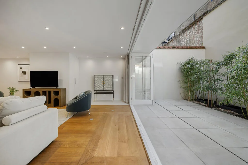 5 bedroom house for rent