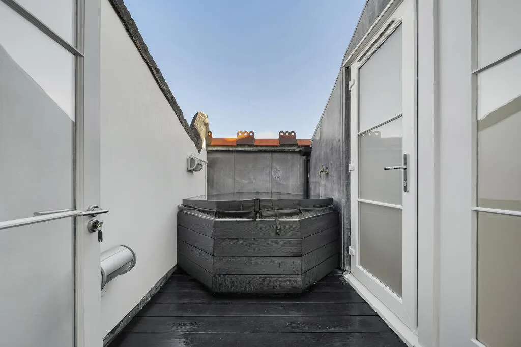 5 bedroom house for rent