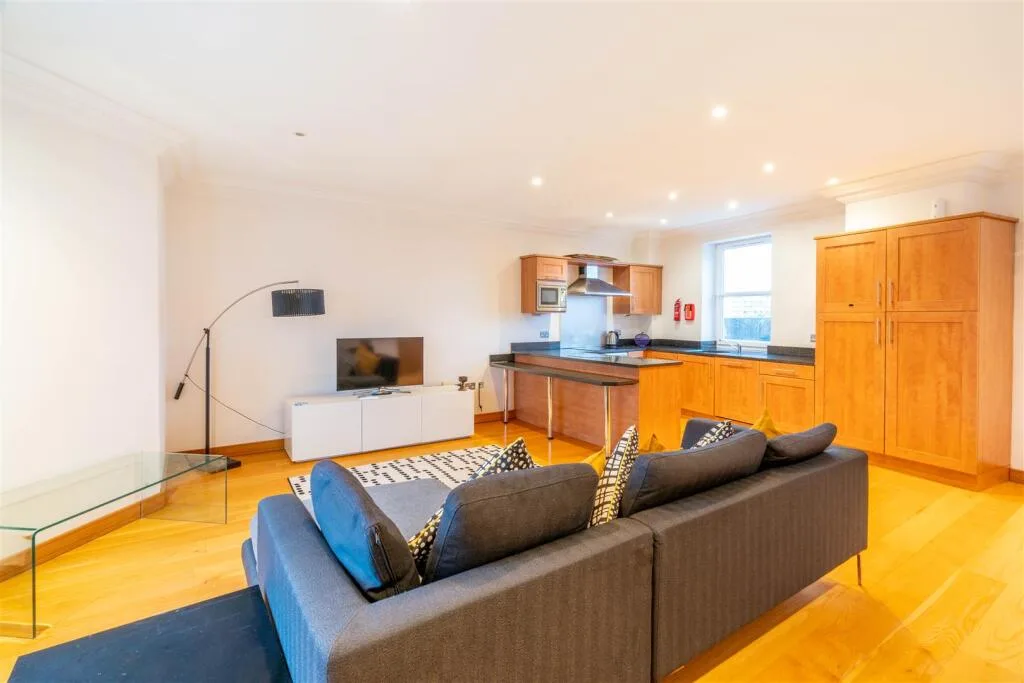 2 bedroom apartment for rent