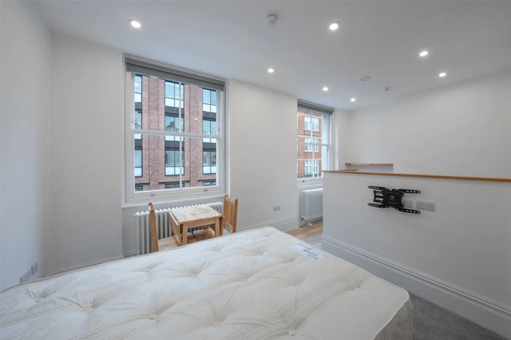 Studio flat for rent