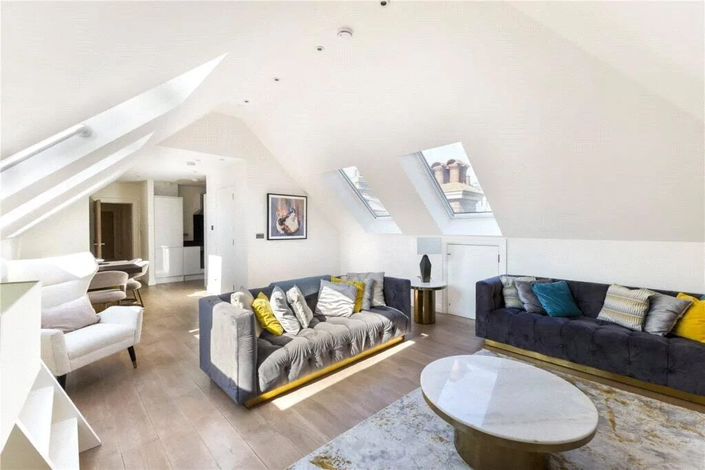 2 bedroom penthouse for rent