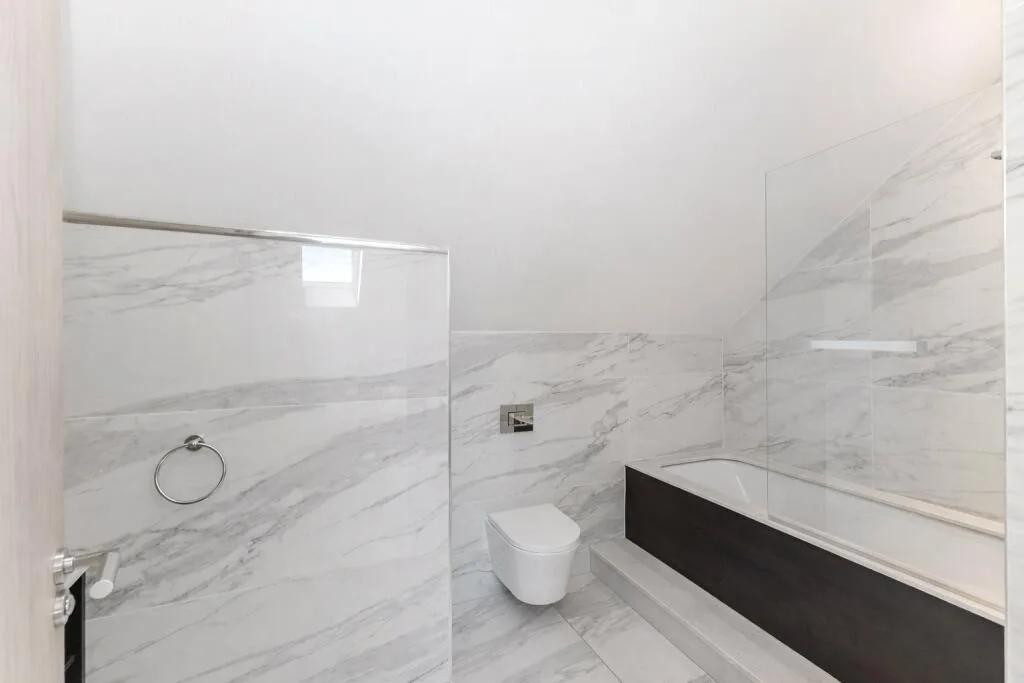 2 bedroom penthouse for rent