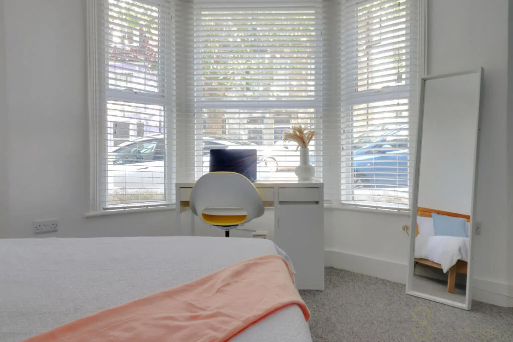 6 bedroom terraced house for rent