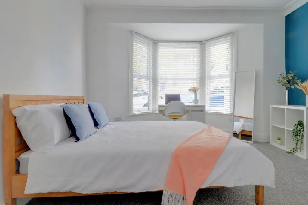 6 bedroom terraced house for rent