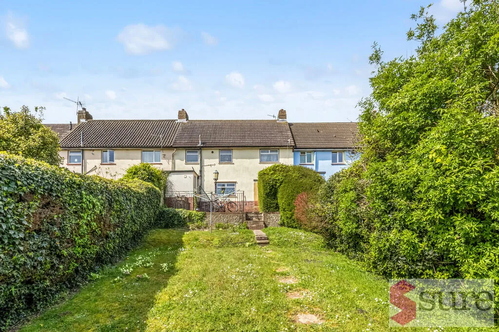 5 bedroom terraced house for rent