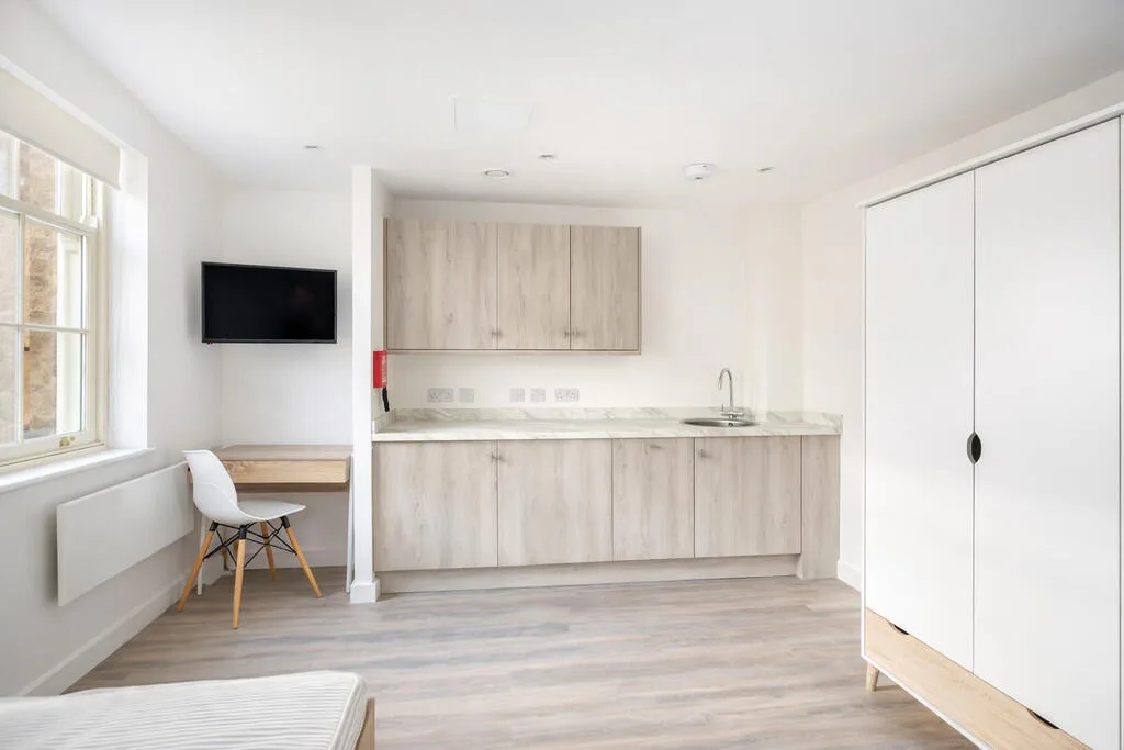 Studio flat for rent
