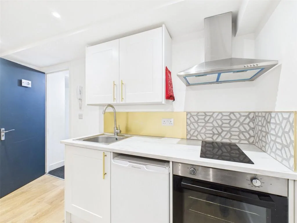 Studio apartment for rent