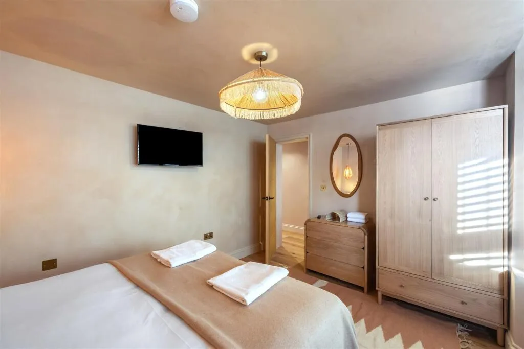 2 bedroom apartment for rent