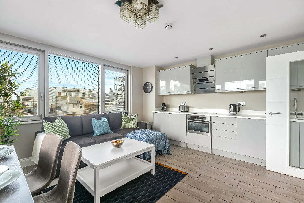 2 bedroom flat for rent