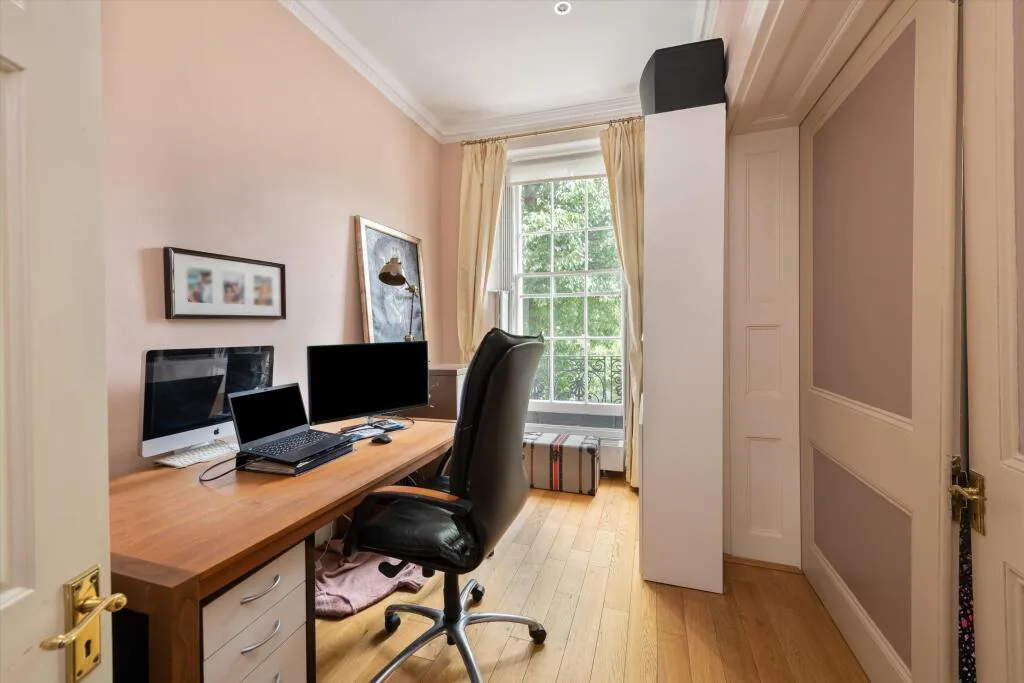 4 bedroom detached house for rent