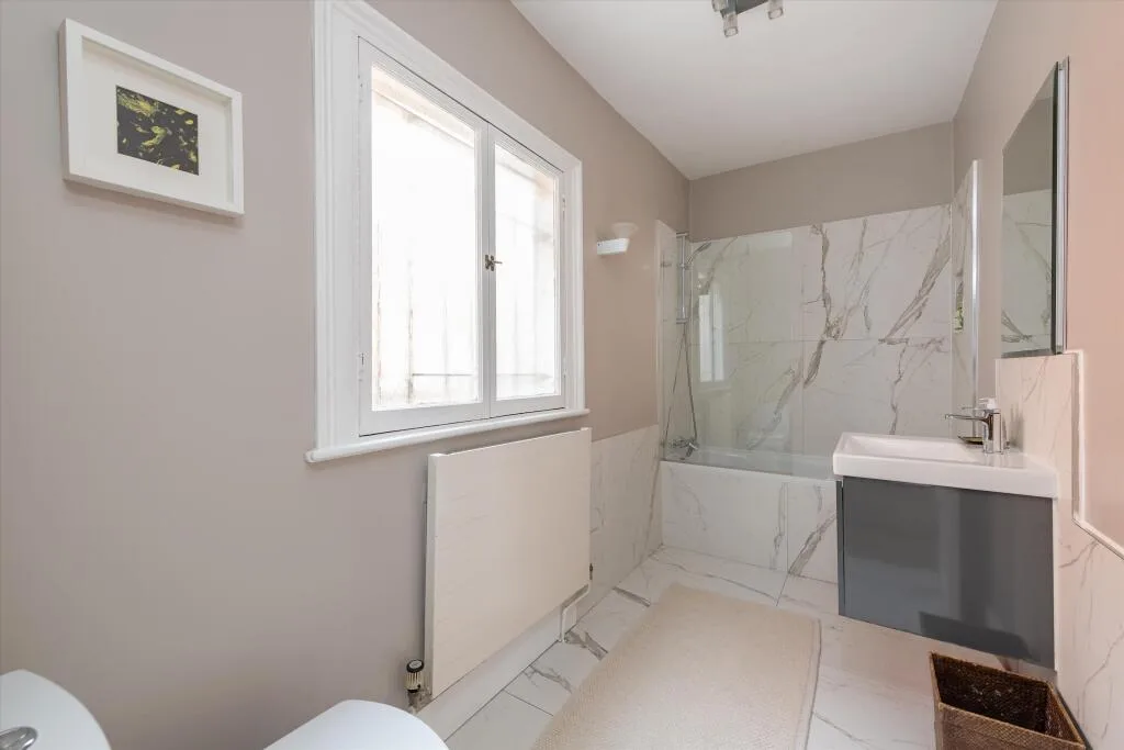 4 bedroom detached house for rent