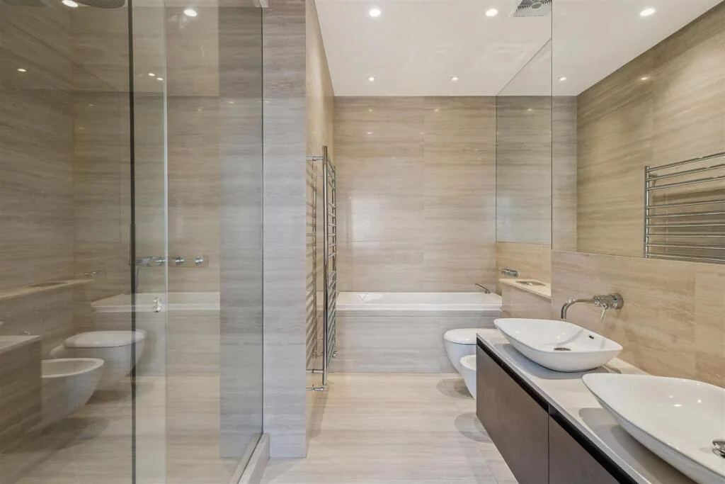 5 bedroom apartment for rent