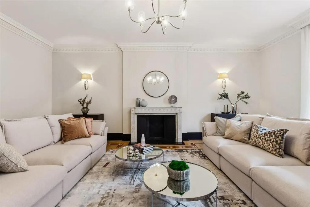 5 bedroom apartment for rent