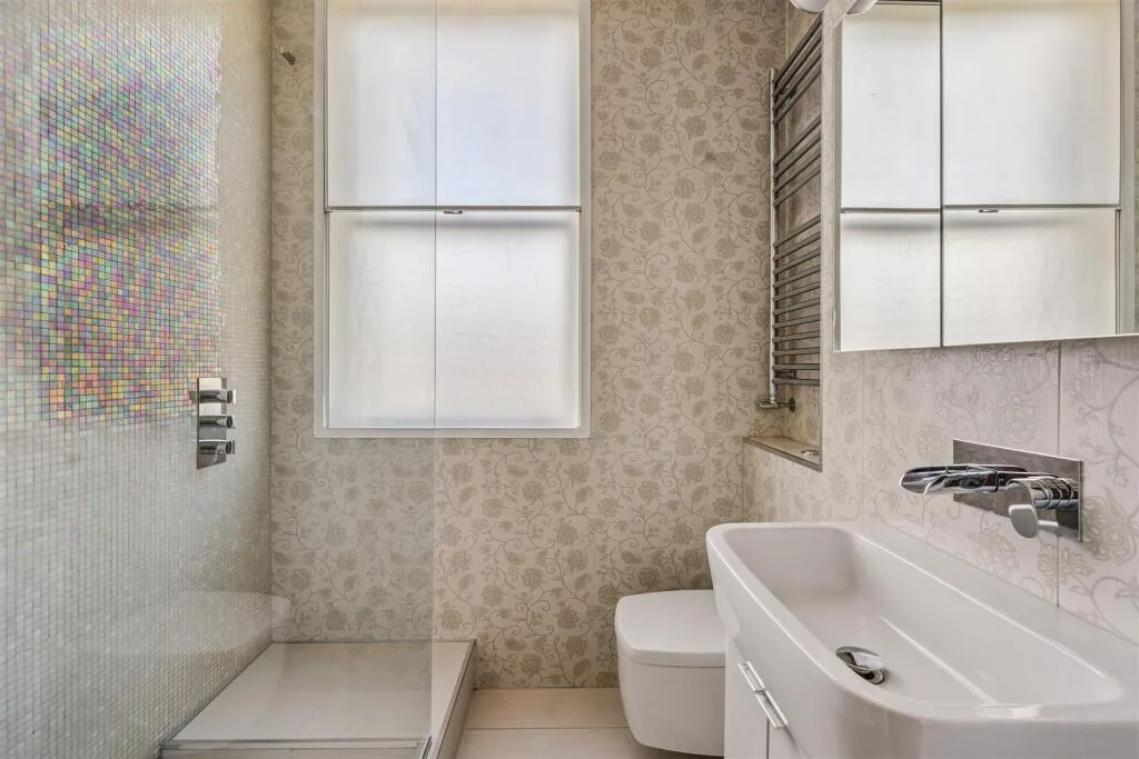 5 bedroom apartment for rent