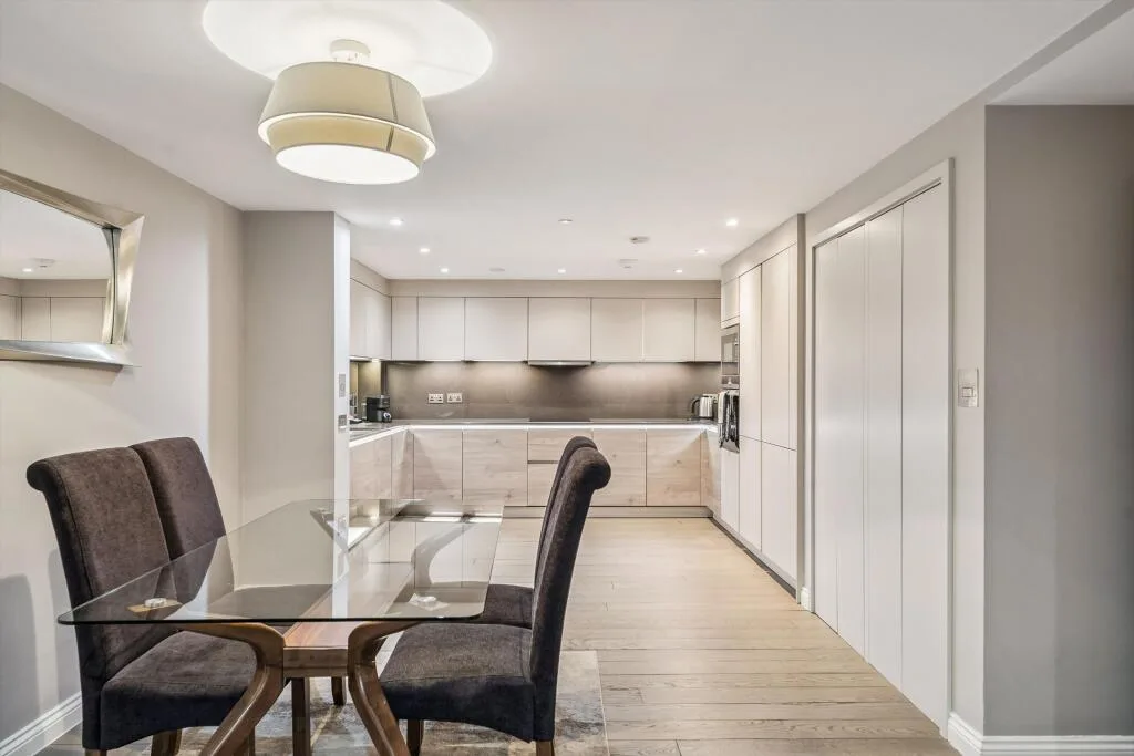 2 bedroom flat for rent