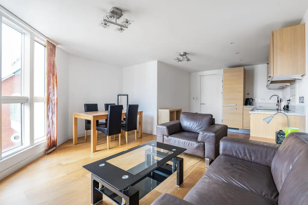 2 bedroom flat for rent