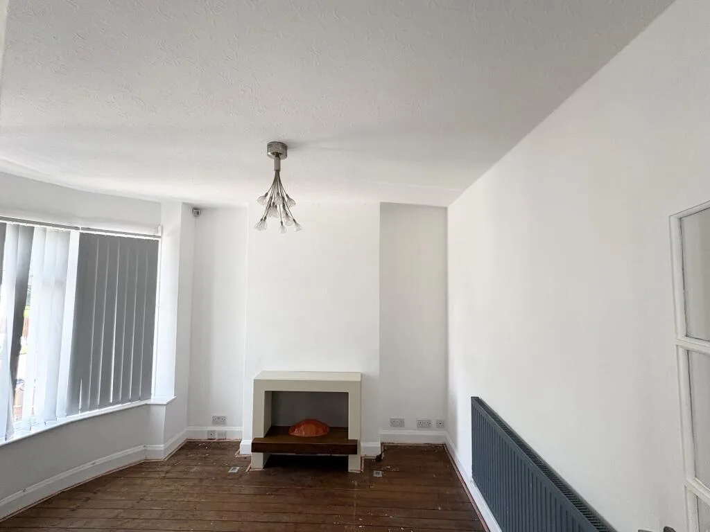3 bedroom semi-detached house for rent