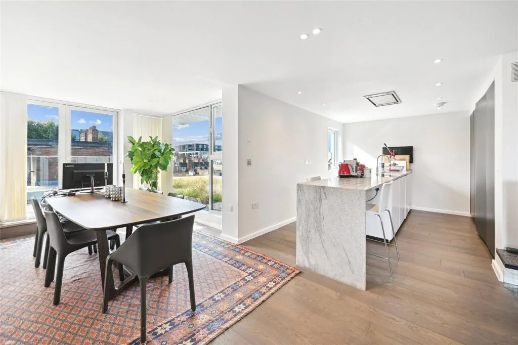 3 bedroom penthouse for rent