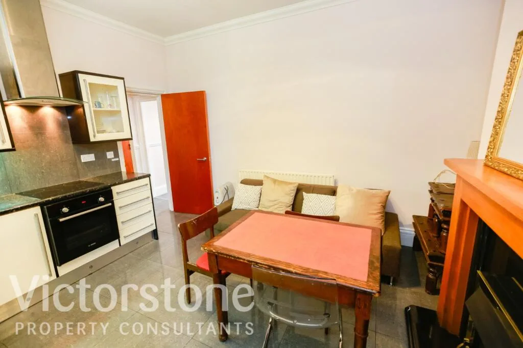 3 bedroom apartment for rent
