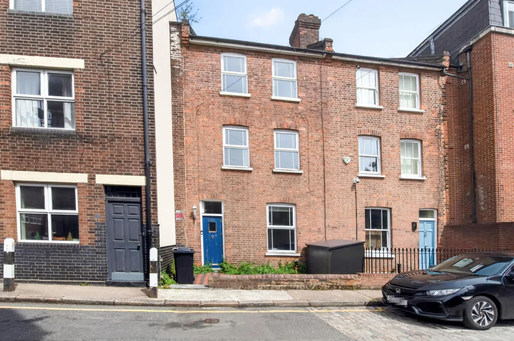 3 bedroom terraced house for rent