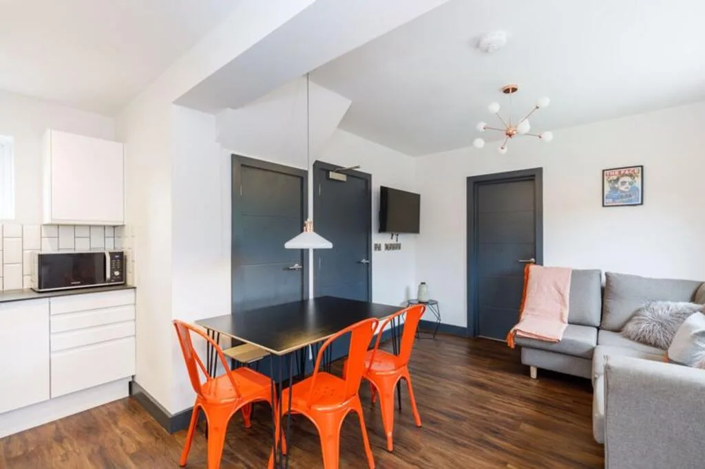 1 bedroom semi-detached house for rent