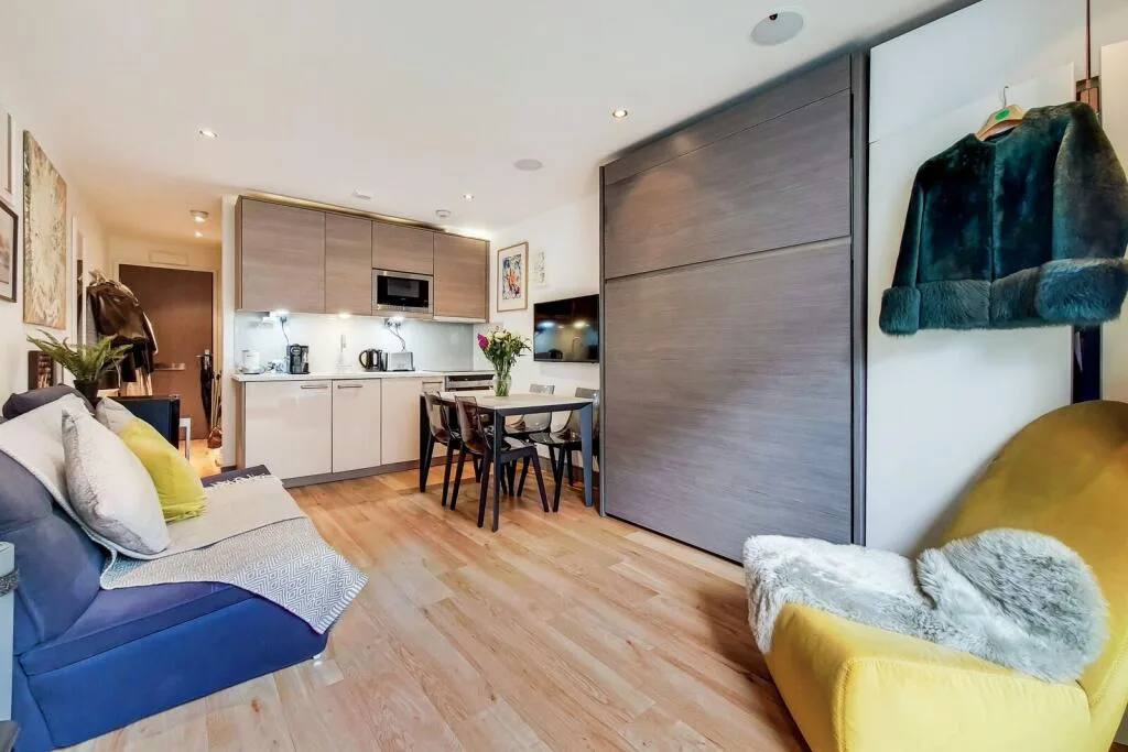 Studio flat for rent