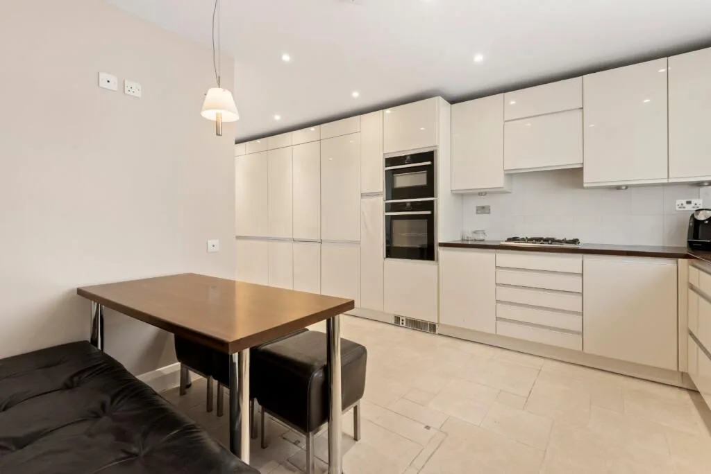 3 bedroom terraced house for rent