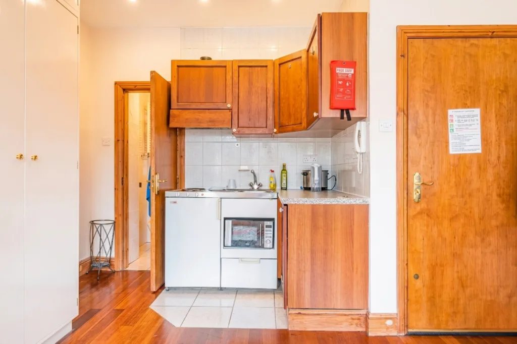 Studio flat for rent