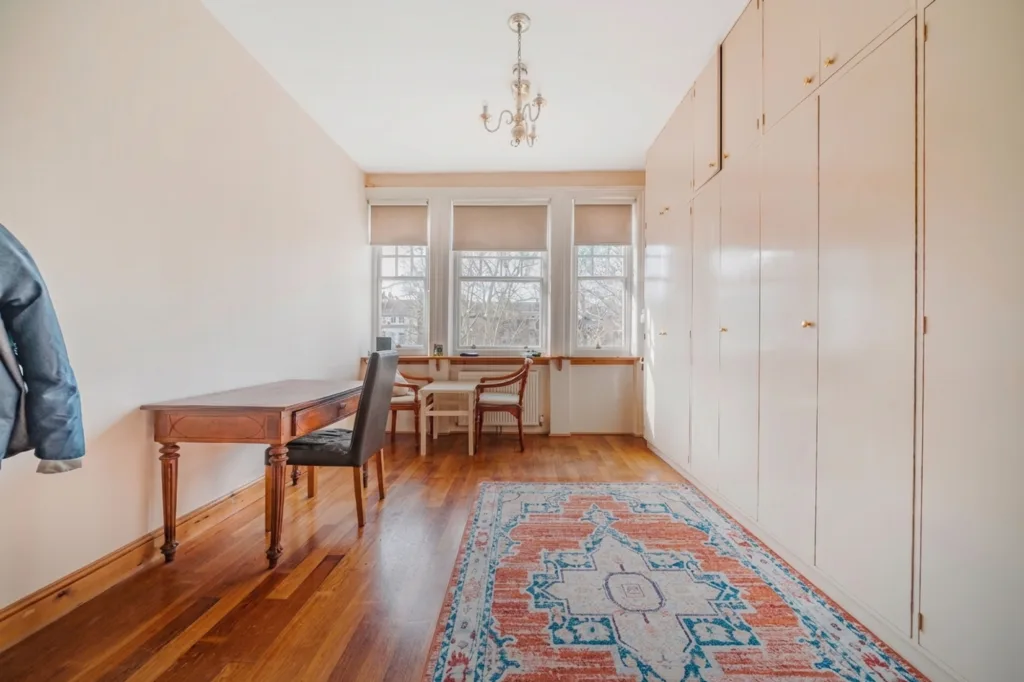 Studio flat for rent